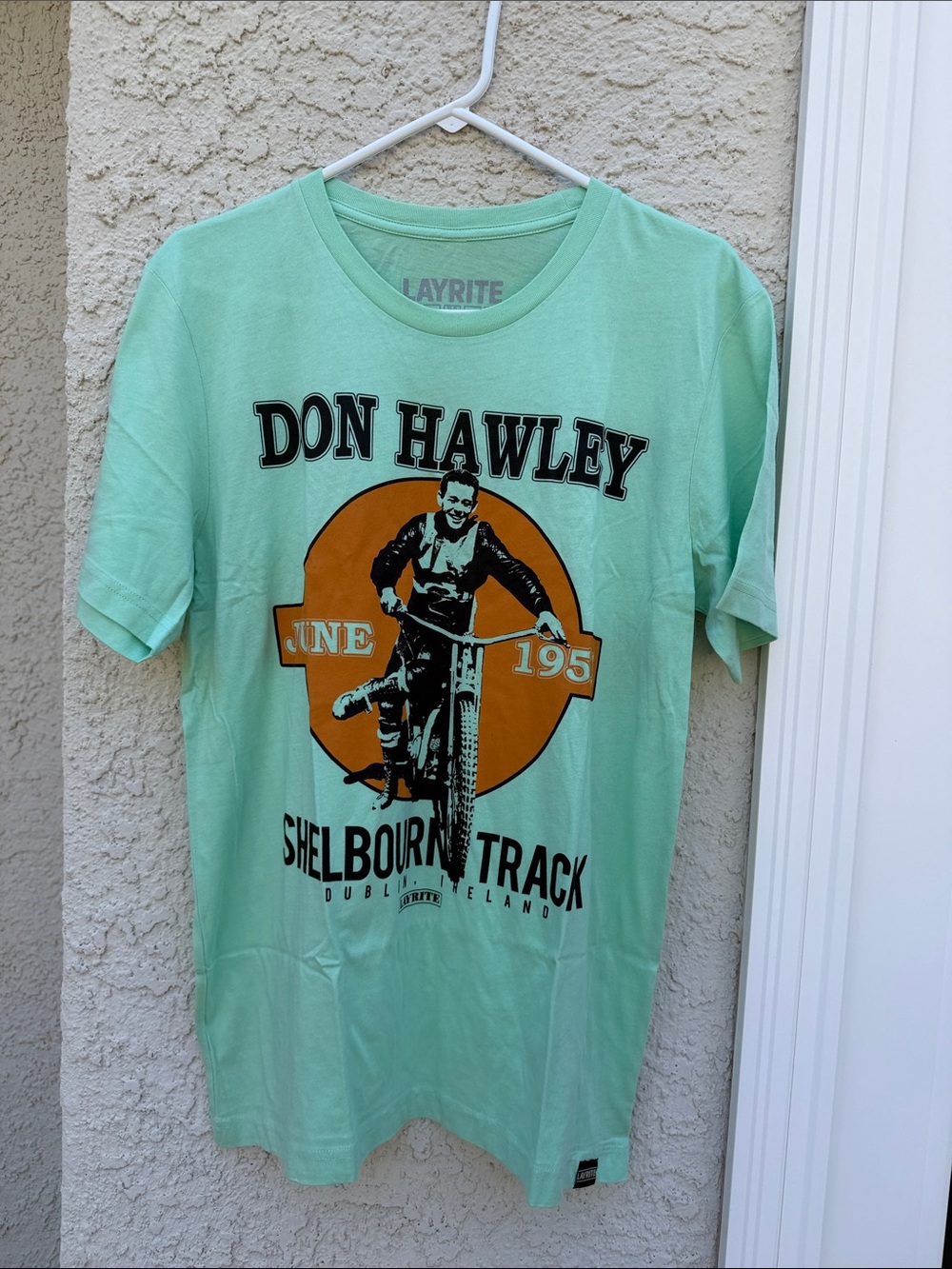 Layrite Deluxe John Hawley Graphic Mint Green Short Sleeve T-shirt Size L NWT